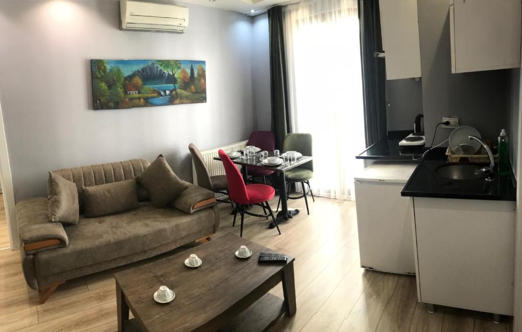 Dolce Vita Suite Hotel - main image