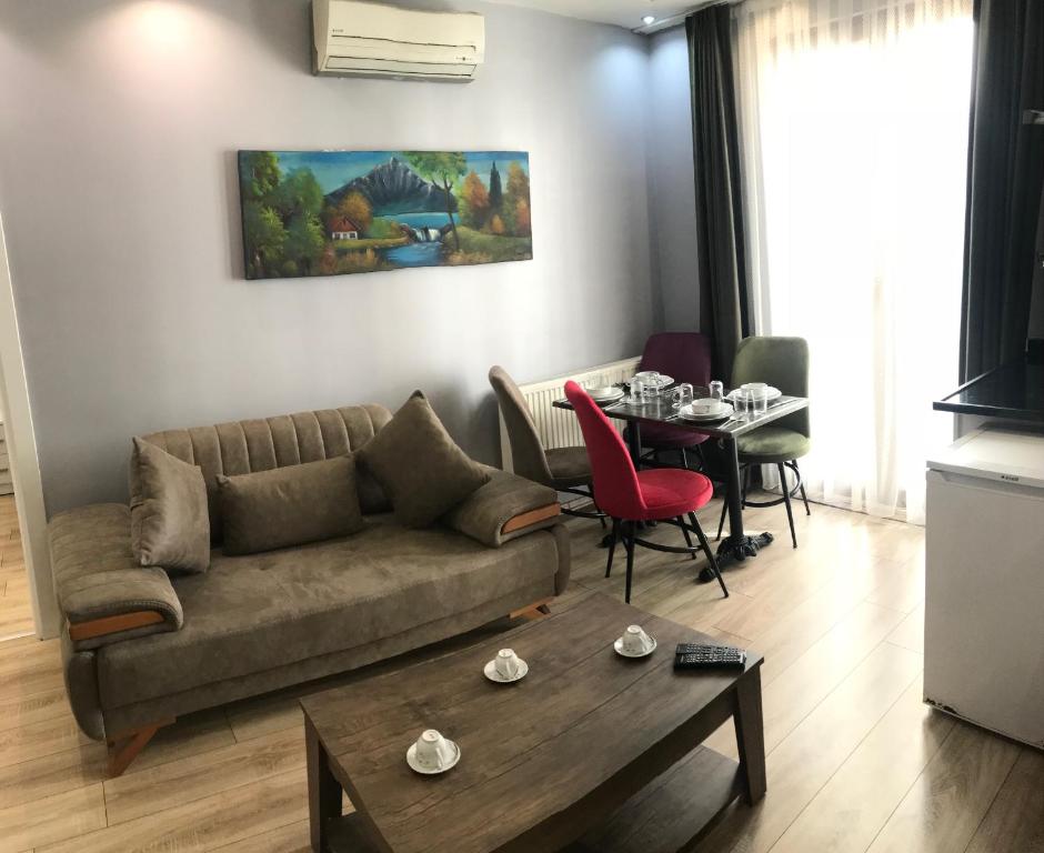 Dolce Vita Suite Hotel - image 3