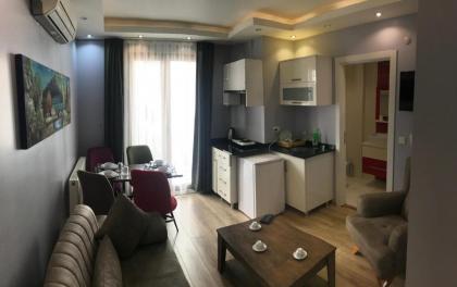 Dolce Vita Suite Hotel - image 4