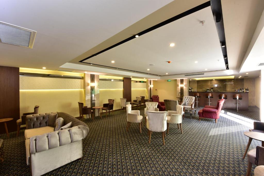 Vespia Hotel - image 3