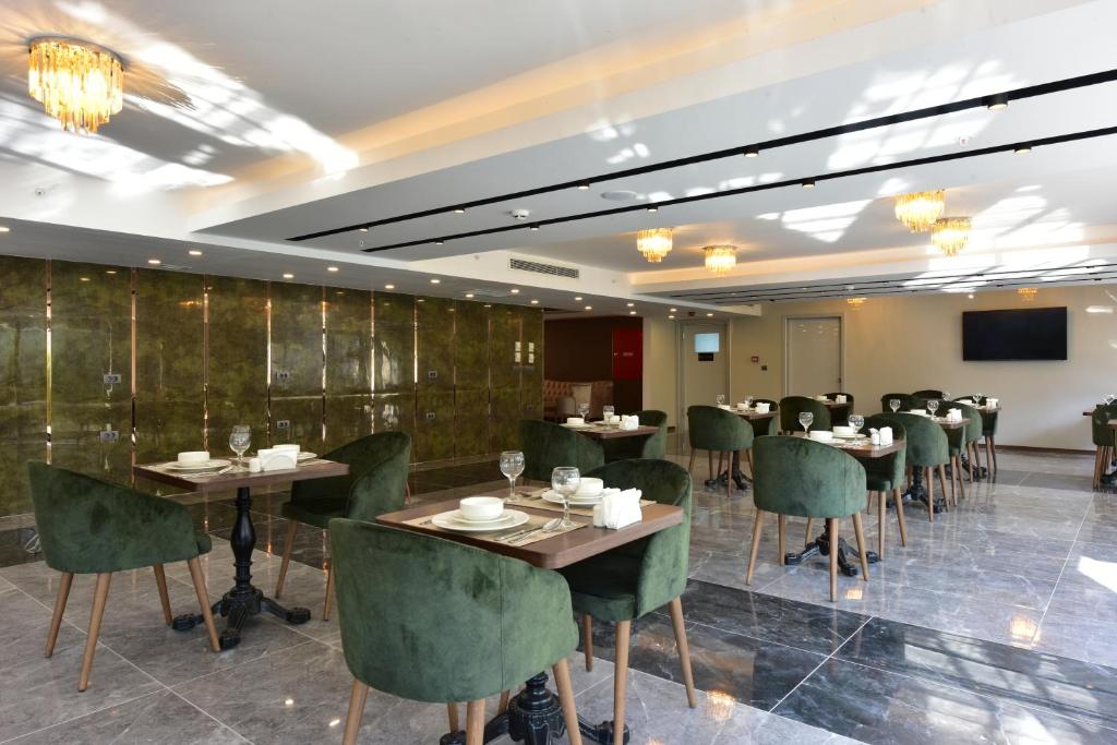 Vespia Hotel - image 7