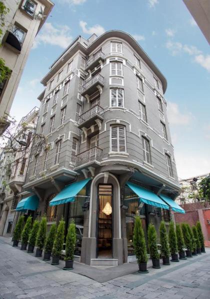 Fuga Suites - Special Category - image 1