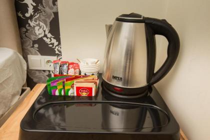 Honey Hotel - image 15