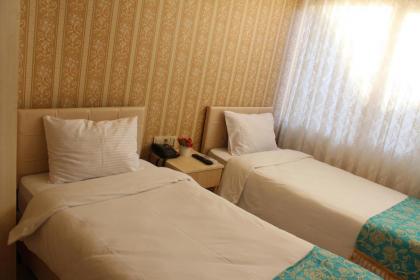 Omega Inn - image 10