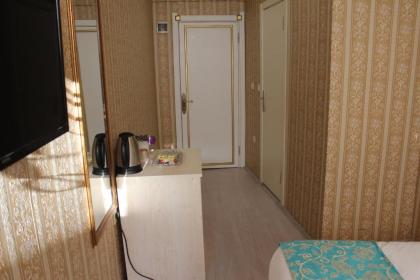 Omega Inn - image 9