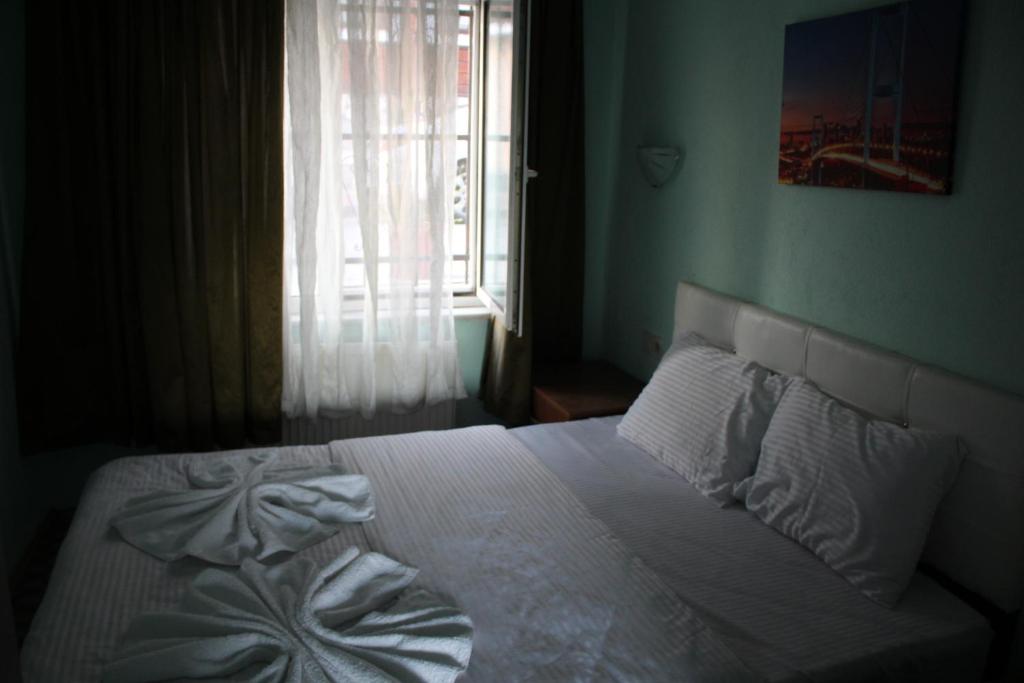 Happy Suite Boutique Hotel - image 7
