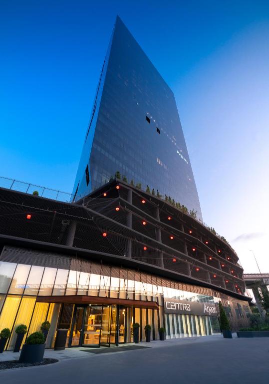 Westside Arjaan by Rotana - main image