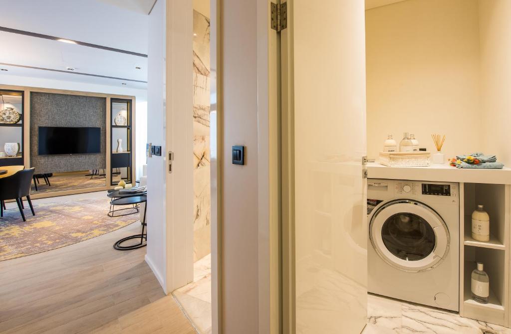 Westside Arjaan by Rotana - image 4