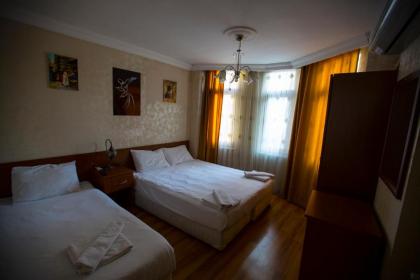 holiday family apart - image 2