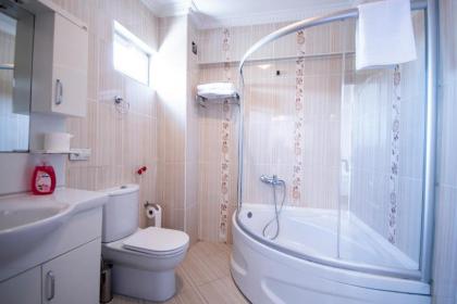 White Pearl Apart - image 11