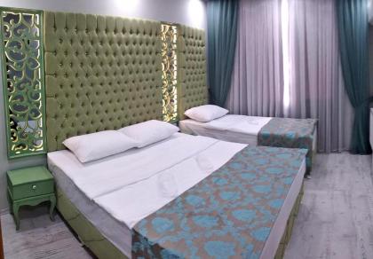 Green Garden Hotel - image 2