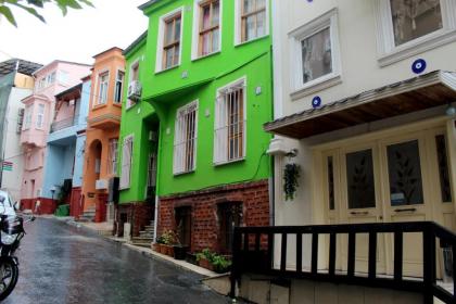 HOTEL MEGARON - image 1