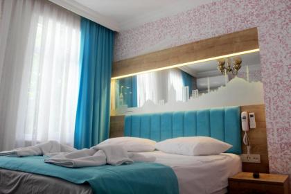 HOTEL MEGARON - image 13