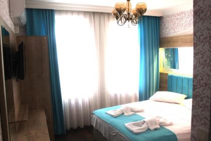HOTEL MEGARON - image 3