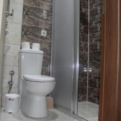 HOTEL MEGARON - image 6