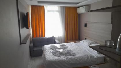 Moon Hotel Şirinevler - image 24