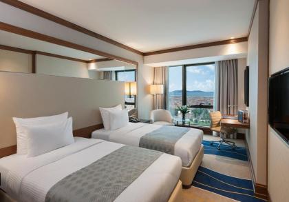 Elite World Asia Hotel - image 16