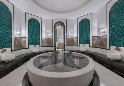 Elite World Asia Hotel - image 6