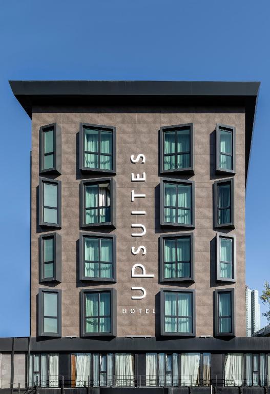Upsuites Hotel - image 4