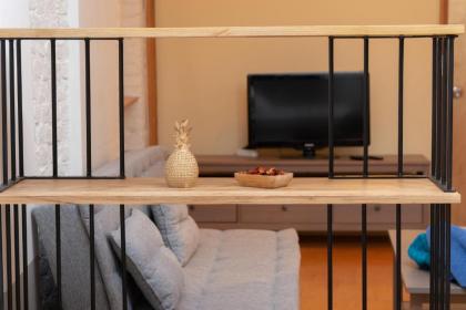 Mayer Loft Suites - image 13