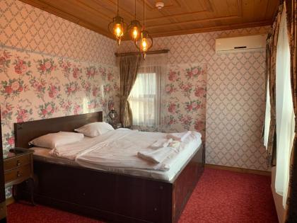 Gulliver Mansion Hotel - image 9