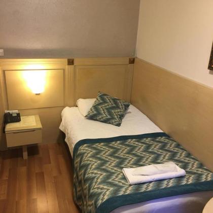 Gul Hotel - image 13