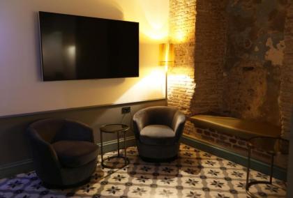 Royal Tophane - image 11