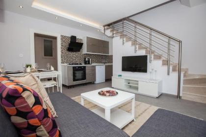 Truemar Hotels & Suites - image 10