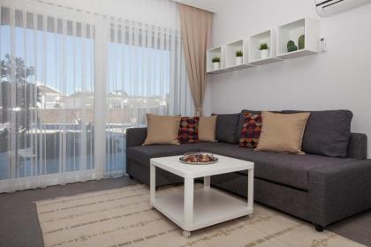 Truemar Hotels & Suites - image 12