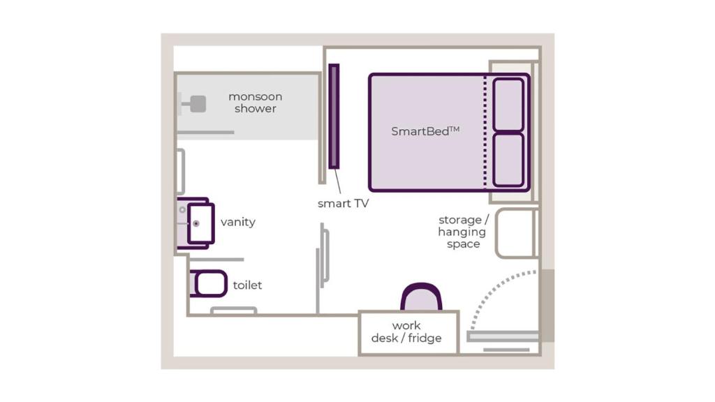 YOTELAIR Istanbul Airport Duty free - International Transit area - image 3