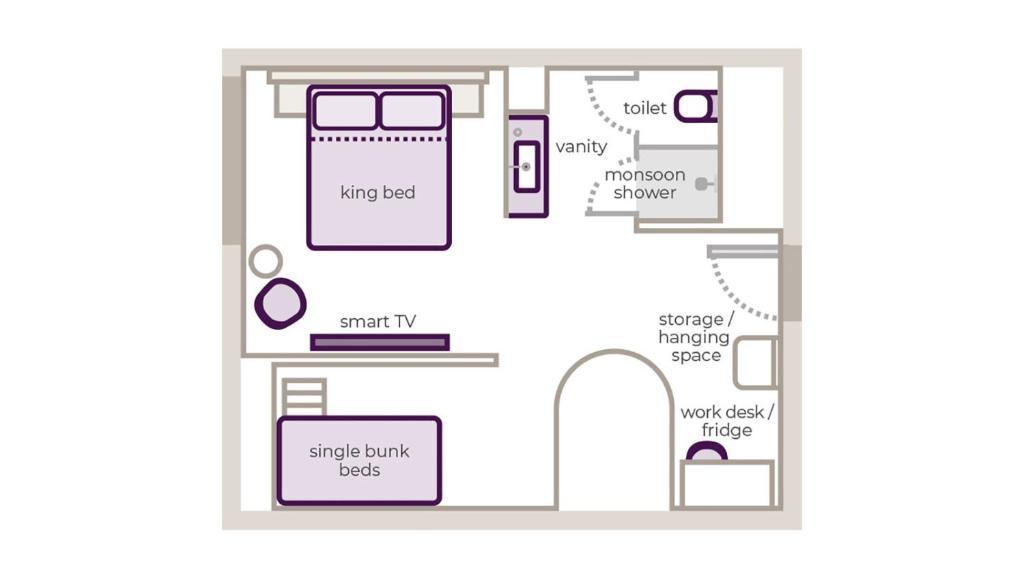 YOTELAIR Istanbul Airport Duty free - International Transit area - image 7