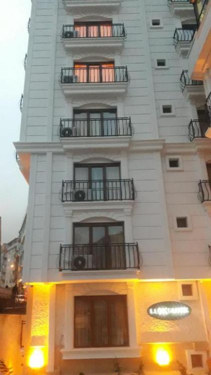 Luxx Suite Mecidiyeköy - image 2