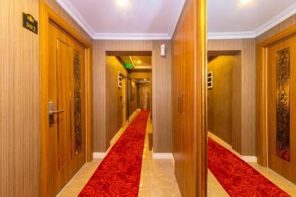 Golden Sand Hotel - image 19