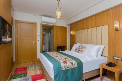 Obelisk Hotel&Suites - image 17