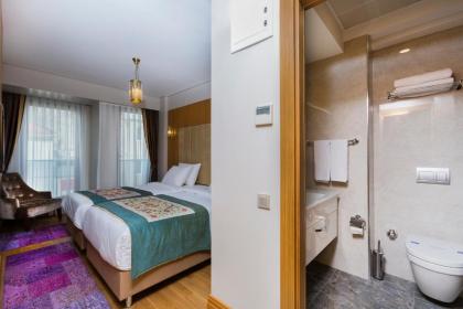 Obelisk Hotel&Suites - image 2