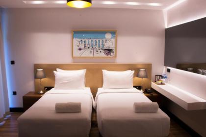 Four-G Hotel - image 19
