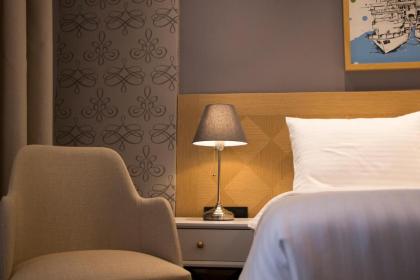 Four-G Hotel - image 20