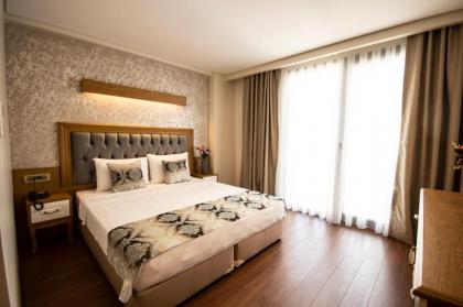 Eliza Hotel - image 4