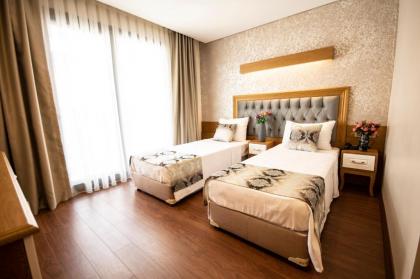 Eliza Hotel - image 5