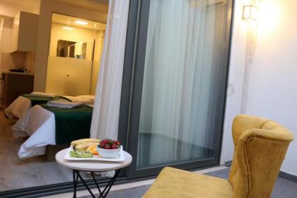 Musk Hotel - image 16