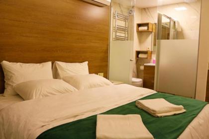 Musk Hotel - image 7