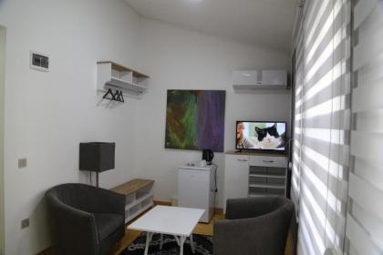 PUHU OTEL - image 12