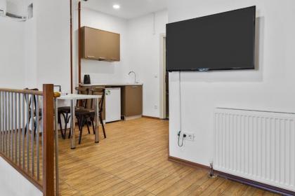 Modern Suites - image 13