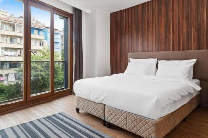 Modern Suites - image 17