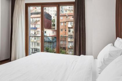 Modern Suites - image 18