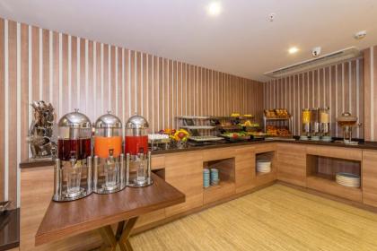 38 Hotel - image 2