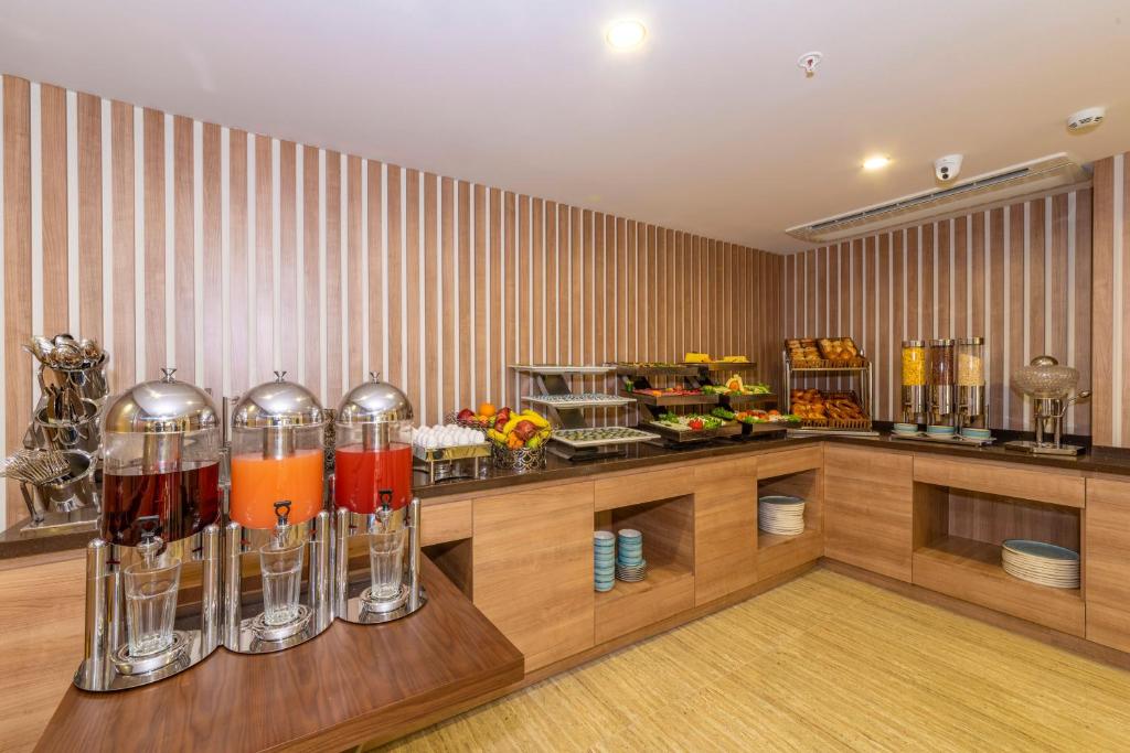 38 Hotel - image 3