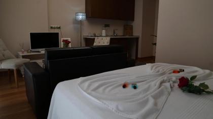 My Palace Rooms Hotel - image 17