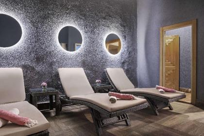 DoubleTree by Hilton Istanbul Esentepe - image 11