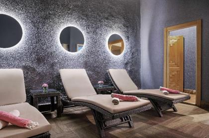 DoubleTree by Hilton Istanbul Esentepe - image 20